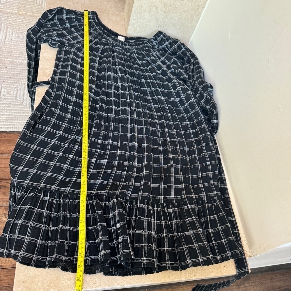 La Vie Rebecca Taylor Black Silver Plaid Long Sleeve Ruffle Womens Size S Belted - Picture 11 of 15